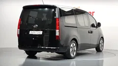 2023 Hyundai Staria L3.5 Tourer 9-Seater — фото 2