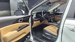 2023 Kia Carnival Diesel 9-Seater Prestige — фото 10