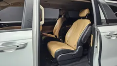 2023 Kia Carnival Diesel 9-Seater Prestige — фото 12