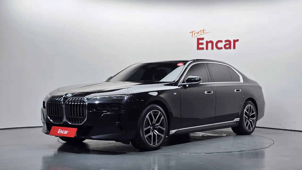 2023 BMW 7-Series 740i sDrive M Sport