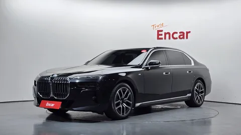 2023 BMW 7-Series 740i sDrive M Sport