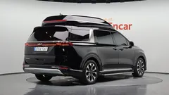 2023 Kia Carnival Gasoline 9-Seater Hi-Limousine — фото 2