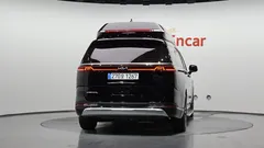 2023 Kia Carnival Gasoline 9-Seater Hi-Limousine — фото 4