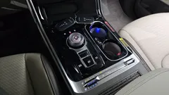 2023 Kia Carnival Gasoline 9-Seater Hi-Limousine — фото 9