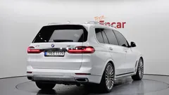 2022 BMW X7 xDrive 40i Design Pure Excellence 7-Seater — фото 2