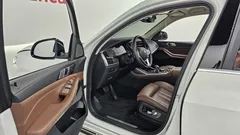 2022 BMW X7 xDrive 40i Design Pure Excellence 7-Seater — фото 10