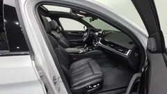 2023 BMW 5-Series 530i xDrive M Sport Package — фото 10