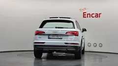2022 Audi Q5 40 TDI Quattro — фото 4
