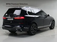 2022 BMW X7 xDrive 40i M Sport 6STR — фото 4