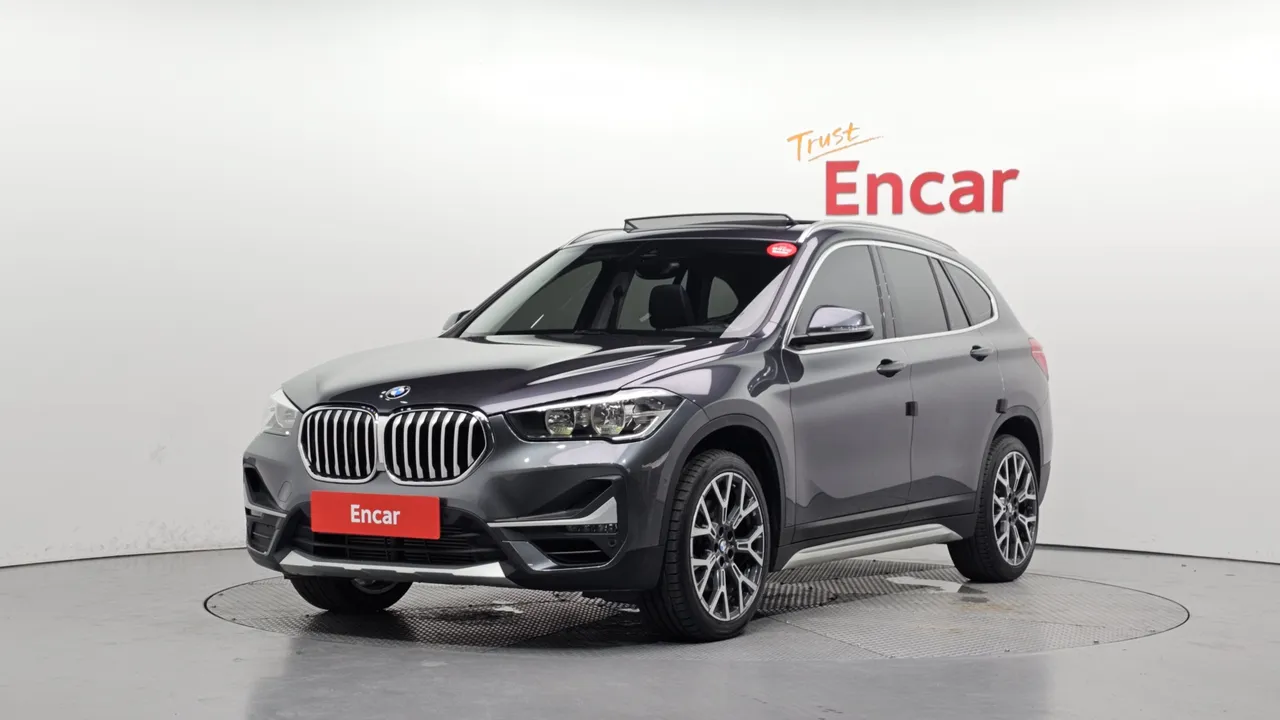 2022 BMW X1 xDrive 20i xLine