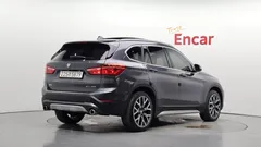 2022 BMW X1 xDrive 20i xLine — фото 2