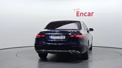 2022 Mercedes-Benz E-Class E350 4MATIC Avantgarde — фото 4
