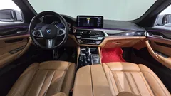 2022 BMW 5-Series 520i M Sport — фото 7