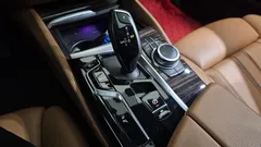 2022 BMW 5-Series 520i M Sport — фото 9