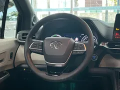 2021 Toyota Sienna 2.5 Hybrid AWD, чёрный — фото 16