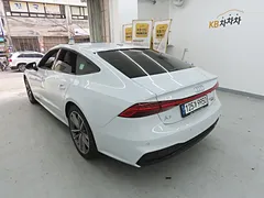 2023 Audi A7 50 TDI Quattrp Premium — фото 4