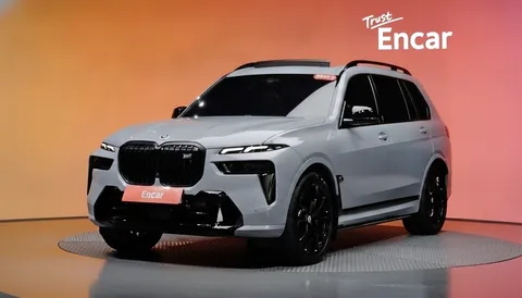 2024 BMW X7 M60i xDrive M sport 6STR