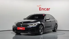 2022 BMW 5-Series M550i xDrive — фото 1