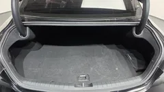 2023 Hyundai Grandeur 3.0 LPi Rent Car — фото 18