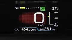 2022 Toyota Prius 1.8, белый — фото 8