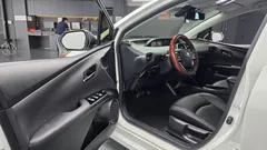 2022 Toyota Prius 1.8, белый — фото 10