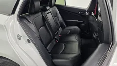 2022 Toyota Prius 1.8, белый — фото 11