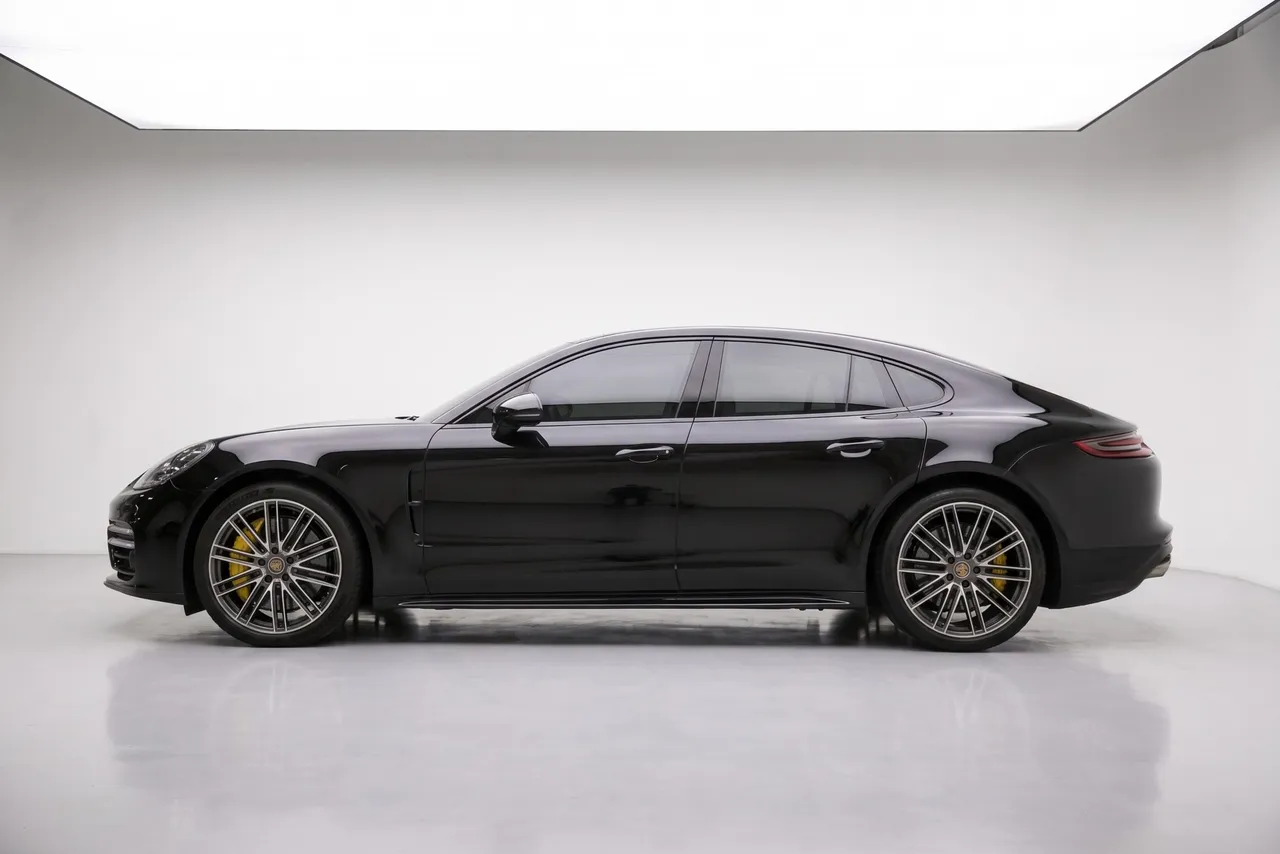 2021 Porsche Panamera 4.0 Turbo S