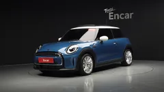 2023 Mini Cooper Classic Plus Launch Pack — фото 13