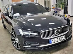 2023 Volvo S90 B5 Ultimate Bright, чёрный — фото 3