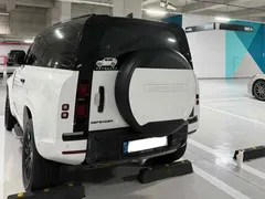 2022 Land Rover Defender 90 D250 S — фото 12