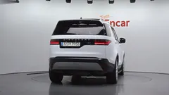 2022 Land Rover Discovery D250 SE — фото 4