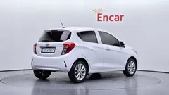 2022 Chevrolet Spark Premier — фото 2