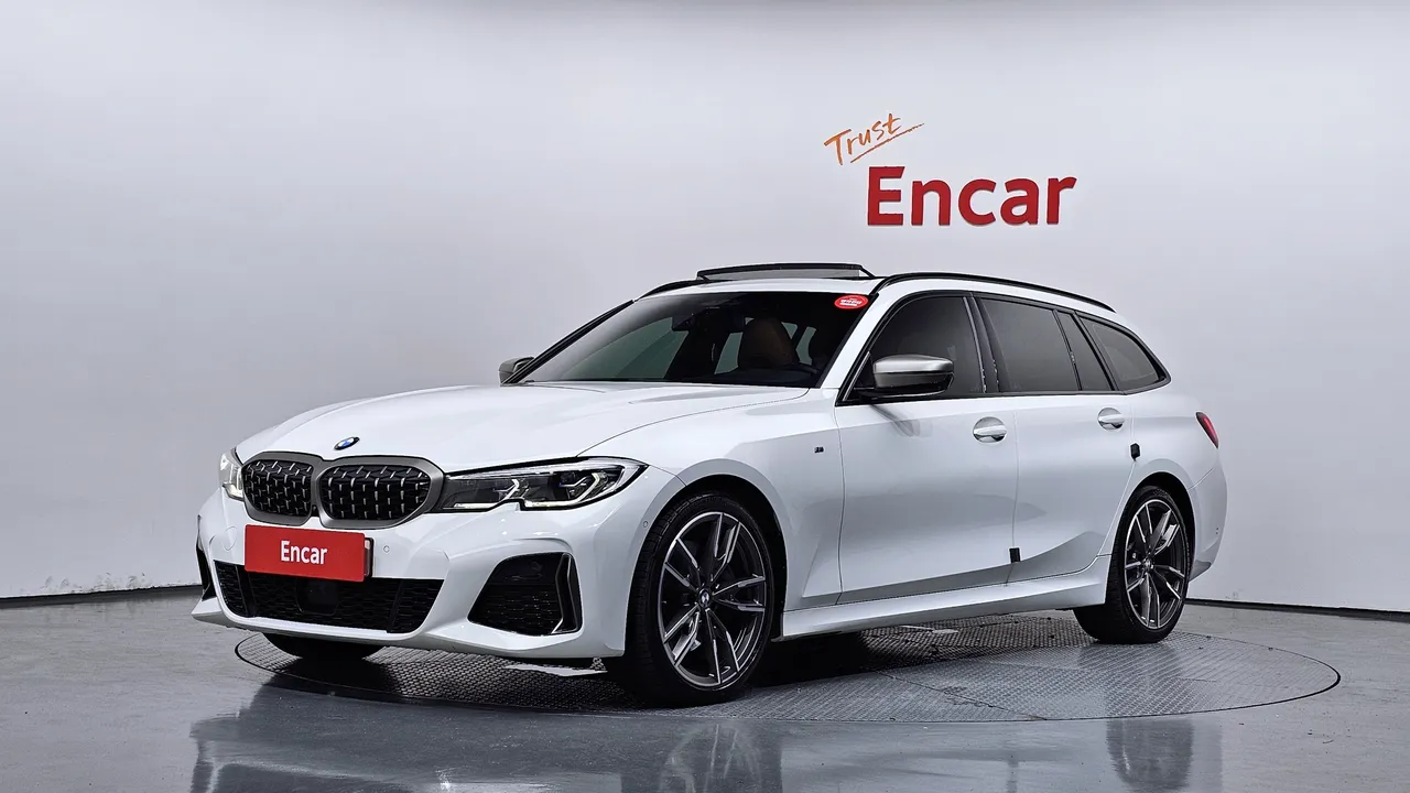 2022 BMW 3-Series M340i xDrive Touring Performance