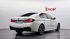 2022 BMW 5-Series 530i M Sport Package — фото 2