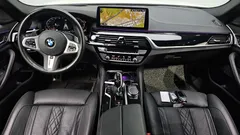2022 BMW 5-Series 530i M Sport Package — фото 7