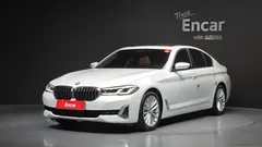 2021 BMW 5-Series 520i Luxury, белый — фото 1