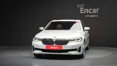 2021 BMW 5-Series 520i Luxury, белый — фото 3