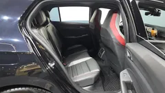 2022 Volkswagen Golf 2.0 GTI — фото 12