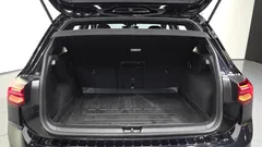 2022 Volkswagen Golf 2.0 GTI — фото 20