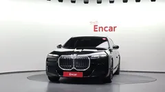 2023 BMW 7-Series 750e xDrive M Sport — фото 3