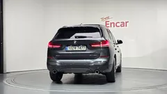 2022 BMW X1 xDrive 20i M Sport — фото 4