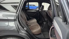2022 BMW X1 xDrive 20i M Sport — фото 12