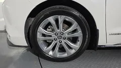 2021 Toyota Sienna 2.5 Hybrid 2WD, белый — фото 5