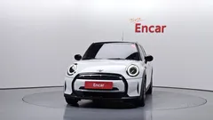 2023 Mini Cooper 5Door Classic — фото 3