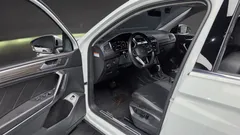 2023 Volkswagen Tiguan 2.0 TSI Prestige, белый — фото 10