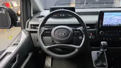 2022 Hyundai Staria 4WD Tourer 9-Seater — фото 13