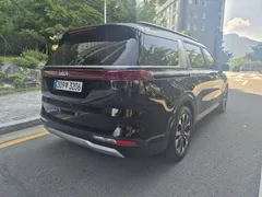 2023 Kia Carnival Diesel 9-Seater Prestige — фото 4