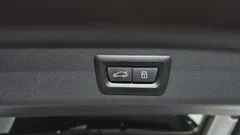 2024 BMW X1 xDrive 20i M Sport, белый — фото 18