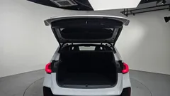 2024 BMW X1 xDrive 20i M Sport, белый — фото 19