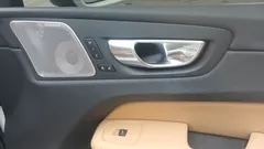 2023 Volvo XC60 B5 Ultimate Bright — фото 17